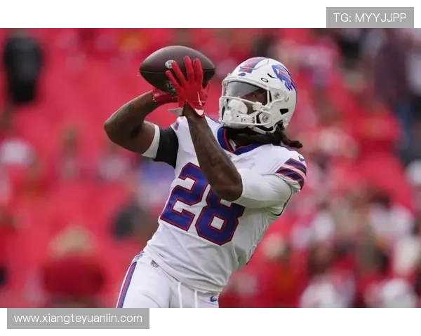 沃特森接球突破瞬间 罗威背后神奇封盖完美演绎防守艺术